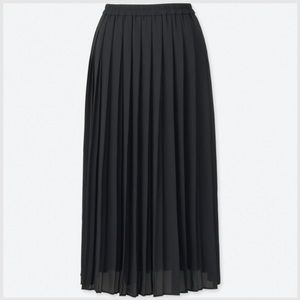 Skirt by Uniqlo